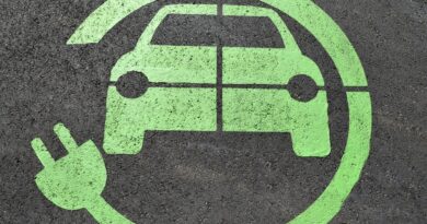 Plug-in hybrid vehicles sign
